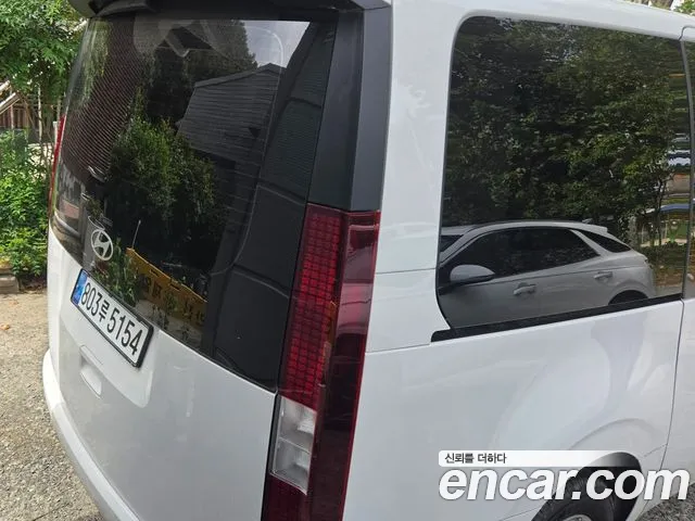 Hyundai Staria — Фото автомобиля 3