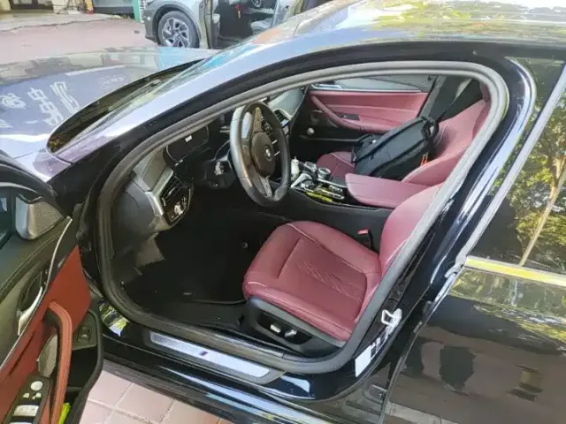 BMW 5 Series — Фото автомобиля 4