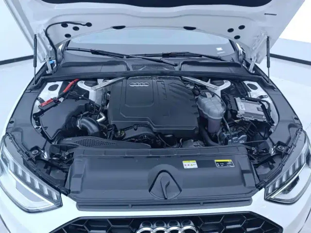 Audi A4L — Фото автомобиля 10