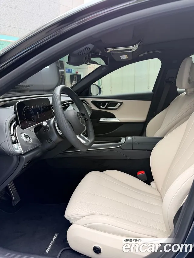 Mercedes-Benz E-Class — Фото автомобиля 7