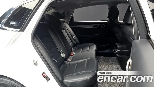 Hyundai Grandeur Новый Grandeur IG 3.0 LPi (Для проката) — Фото автомобиля 11