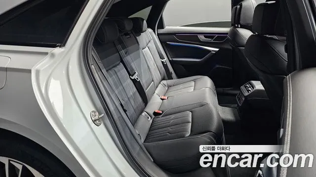 Audi A6 45 TFSI quattro Premium — Фото автомобиля 11