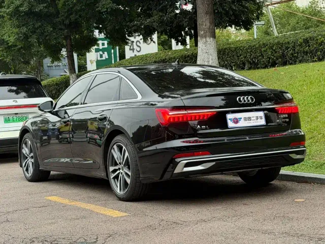 Audi A6L — Фото автомобиля 4