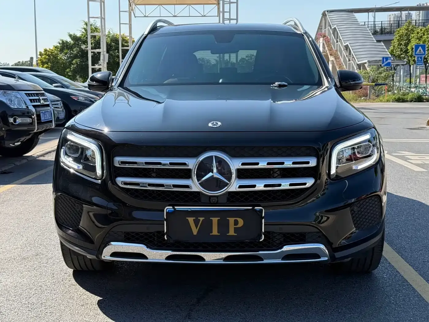 Mercedes-Benz Mercedes-Benz GLB 2022 GLB 220 4MATIC — Фото автомобиля 2