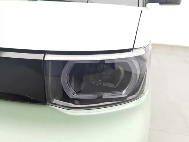 Wuling Hongguang Mini EV — Фото автомобиля 7