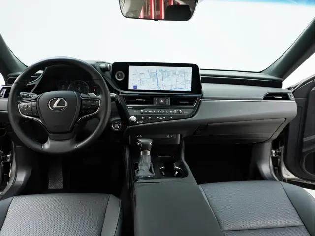 Lexus ES — Фото автомобиля 20