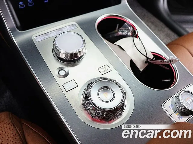 Genesis GV80 — Фото автомобиля 9