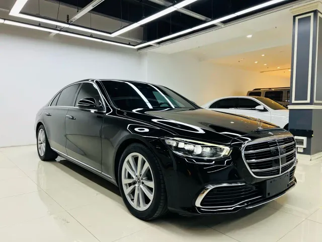 Mercedes-Benz S-Class — Фото автомобиля 3