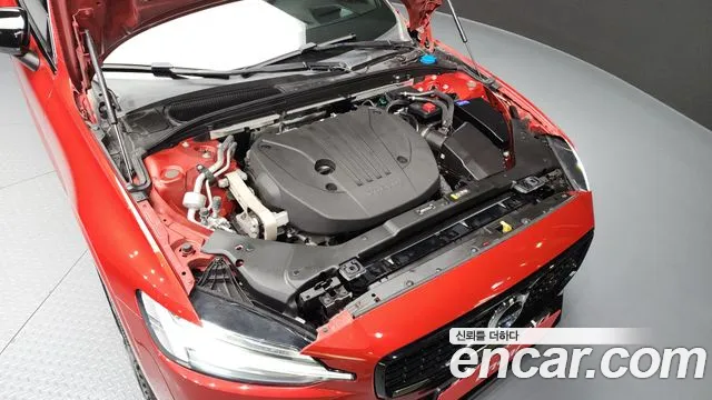Вольво S60 S60 третьего поколения B5 R-Design — Фото автомобиля 6