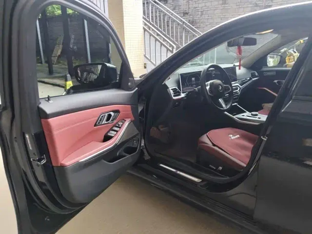 BMW 3 Series — Фото автомобиля 13