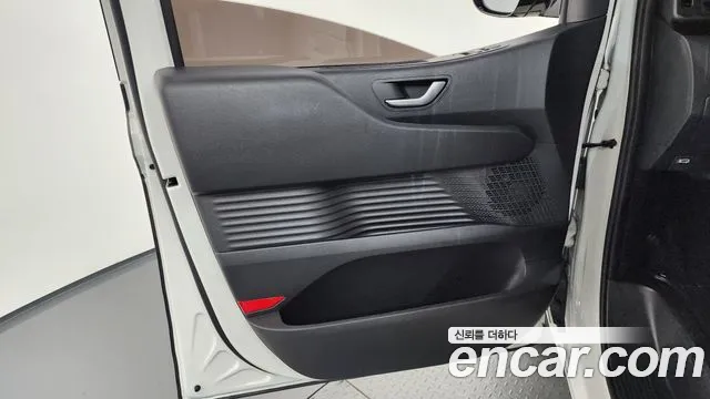 Hyundai Staria — Фото автомобиля 23