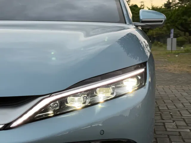 BYD Han — Фото автомобиля 13