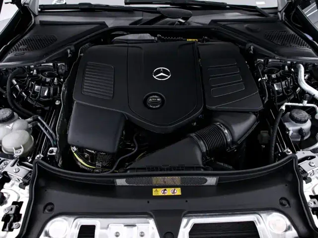 Mercedes-Benz E-Class — Фото автомобиля 20