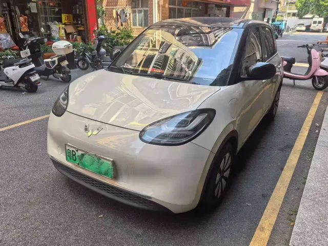 Фотография автомобиля — Wuling Bingo
