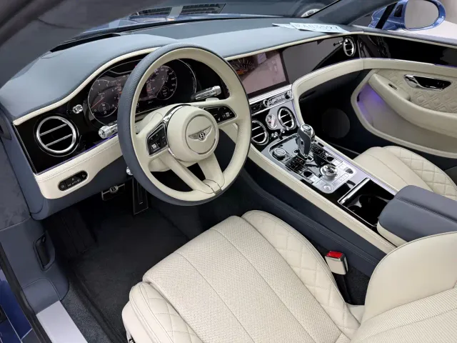 Bentley Continental — Фото автомобиля 7