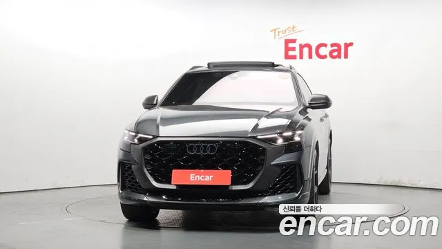 Audi RSQ8 — Фото автомобиля 2