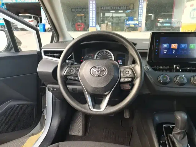 Toyota Corolla — Фото автомобиля 10