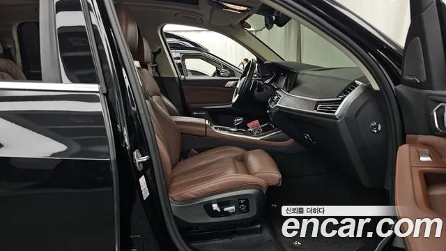 BMW X7 G07 — Фото автомобиля 11
