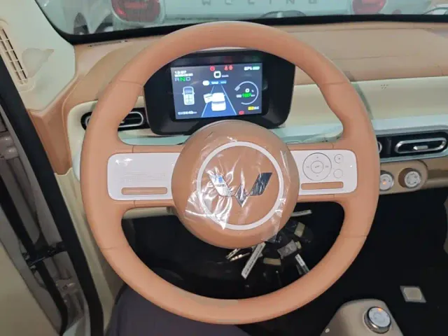 Wuling Hongguang Mini EV — Фото автомобиля 10