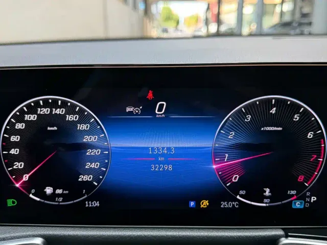 Mercedes-Benz GLB-Class — Фото автомобиля 13