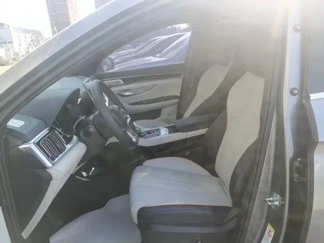 BYD Song PLUS — Фото автомобиля 14