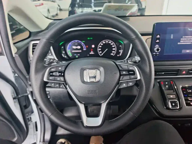Honda Elysion 2024 2.0L e:HEV Luxury Edition — Фото автомобиля 10