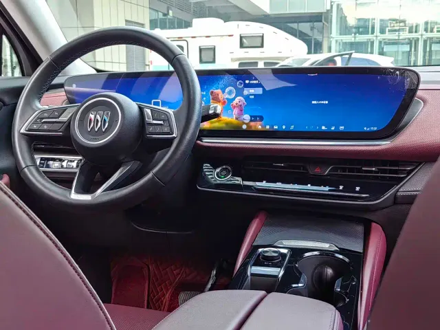Buick Envision Plus — Фото автомобиля 17