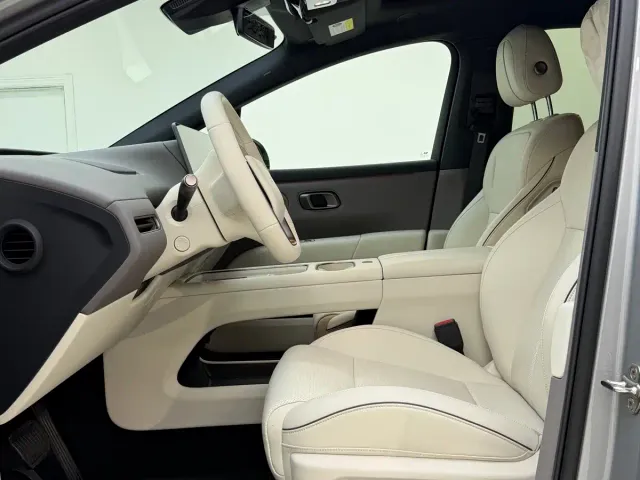 Li Auto i6 — Фото автомобиля 4