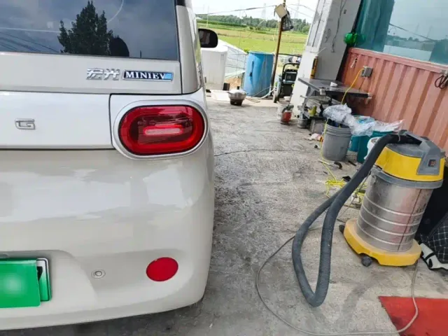 Wuling Hongguang Mini EV — Фото автомобиля 7