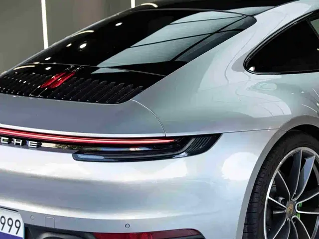 Porsche 911 — Фото автомобиля 8