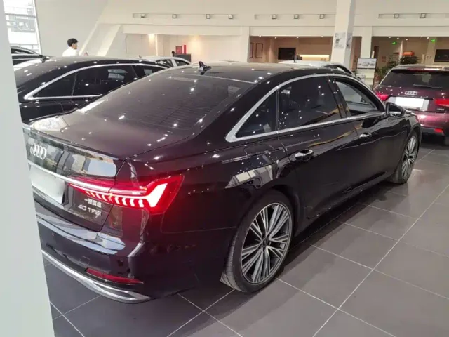 Audi A6L — Фото автомобиля 6