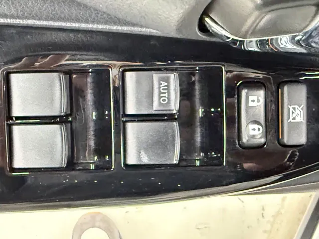 Toyota YARiS L Zhi Xuan — Фото автомобиля 16