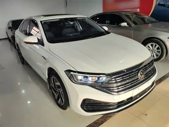 Volkswagen Sagitar — Фото автомобиля 3
