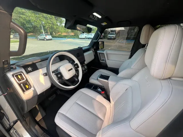 iCAR V23 — Фото автомобиля 11