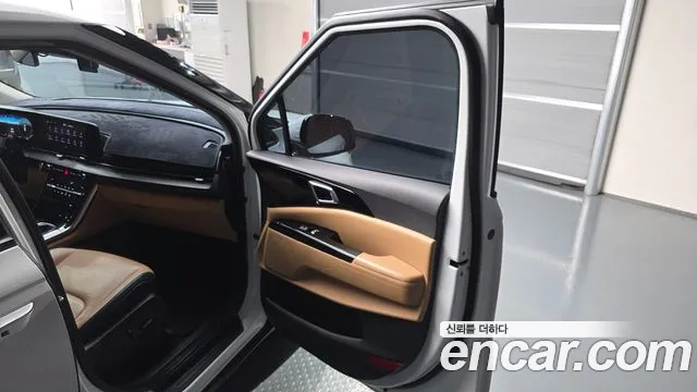 Kia Carnival 4th Gen — Фото автомобиля 14