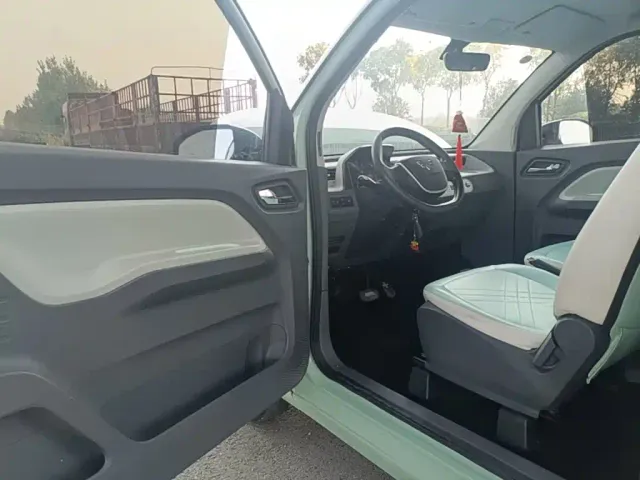 Wuling Hongguang Mini EV — Фото автомобиля 15