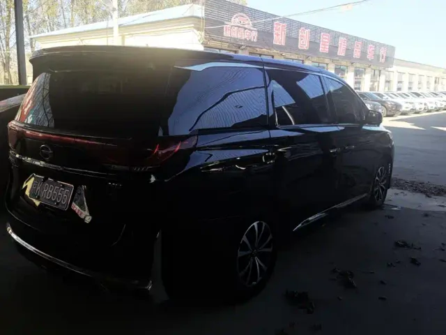 GAC Trumpchi M8 — Фото автомобиля 3