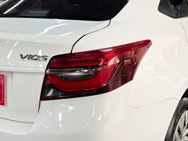 Toyota Vios — Фото автомобиля 19