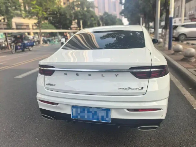 Geely Xingrui — Фото автомобиля 8