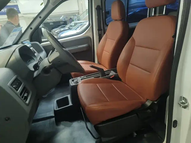 Wuling Yangguang — Фото автомобиля 14