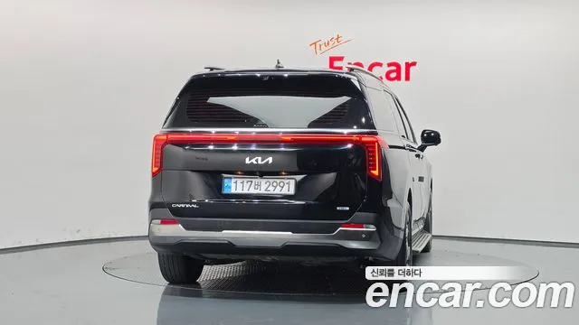 Kia Carnival 4th Gen — Фото автомобиля 4