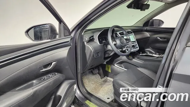 Hyundai Tucson Tucson (NX4) Дизель 2.0 2WD — Фото автомобиля 10