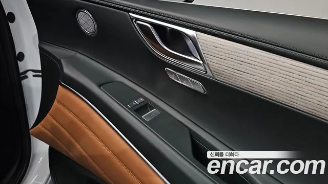 Genesis GV80 2.5T Бензин AWD — Фото автомобиля 29