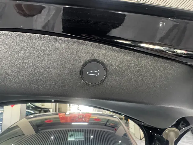 Tesla Model 3 2022 Performance High-Performance AWD — Фото автомобиля 18