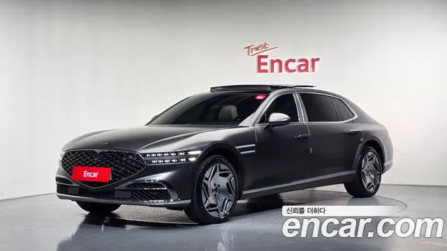 Фотография автомобиля — Genesis G90 RS4