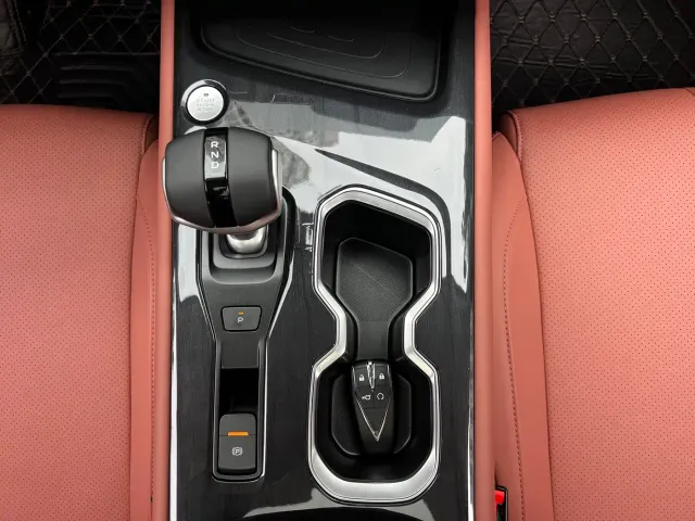 Changan CS75 — Фото автомобиля 16