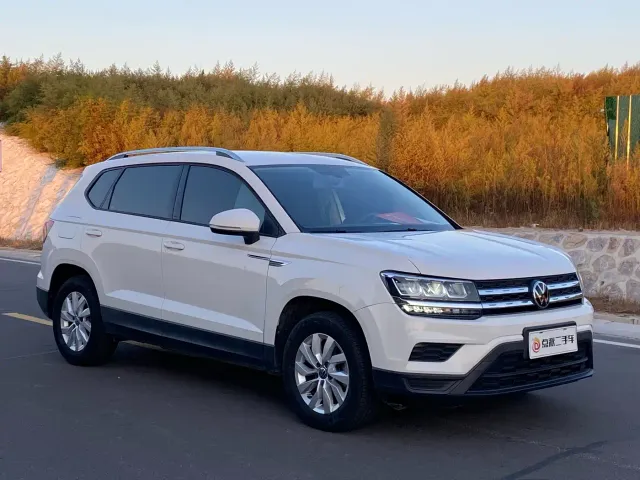 Volkswagen Tharu — Фото автомобиля 2