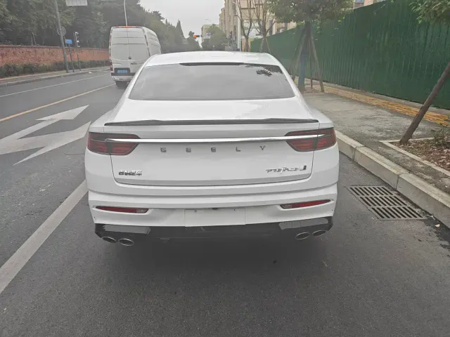 Geely Xingrui — Фото автомобиля 10