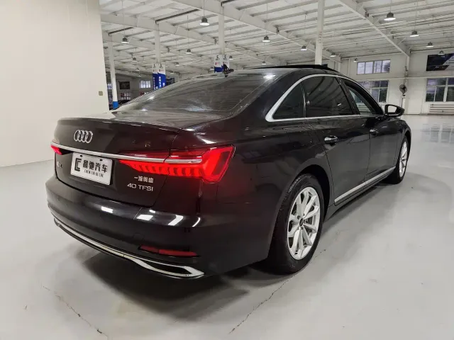 Audi A6L — Фото автомобиля 4
