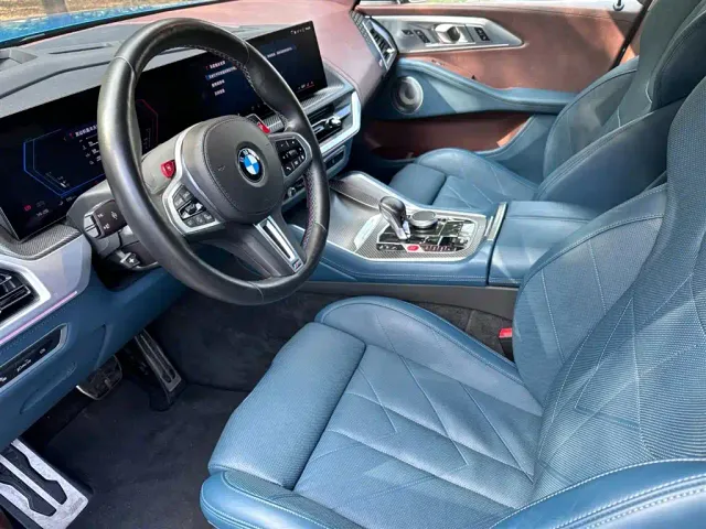 BMW XM — Фото автомобиля 8